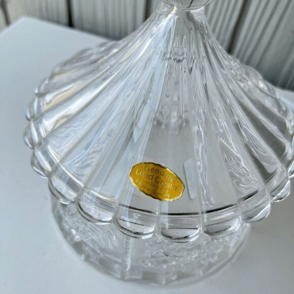 German Lead Crystal Carousel Candy Jar with Lid – 7"x6" – 24% PbO, 52 oz - Picture 3 of 6
